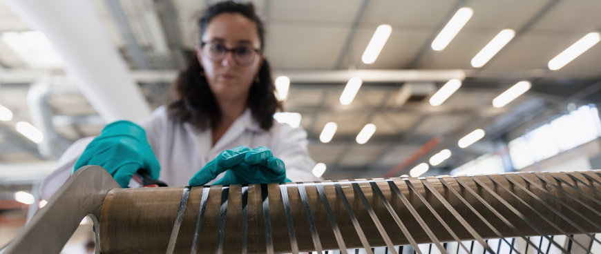 RECENT AWARD BY SAIC FOR ITS HYDROGEN TANKS  ENABLES FAURECIA TO REACH OVER €250M OF LIFETIME SALES IN HYDROGEN MOBILITY TO DATE